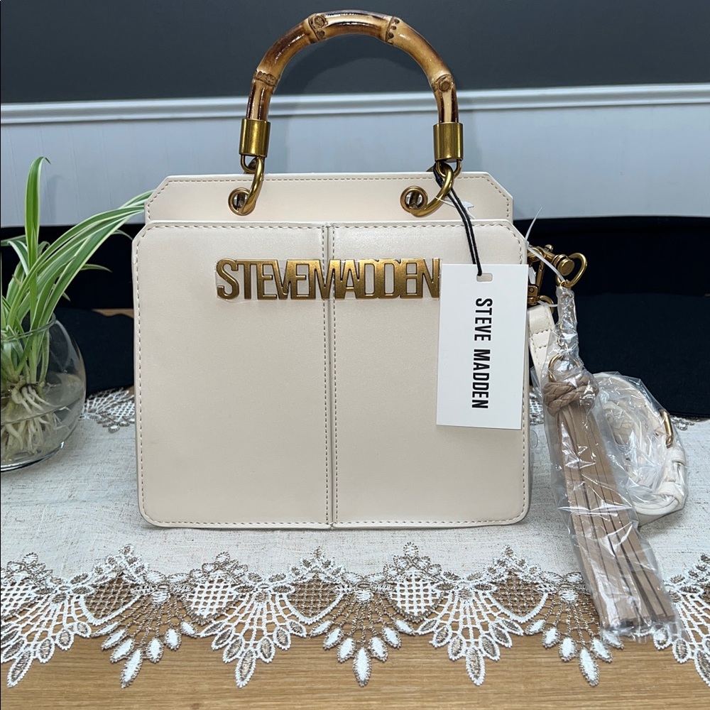 Steve Madden Bevelynn Bamboo Handbag/Satchel, vanilla cream color. NWT